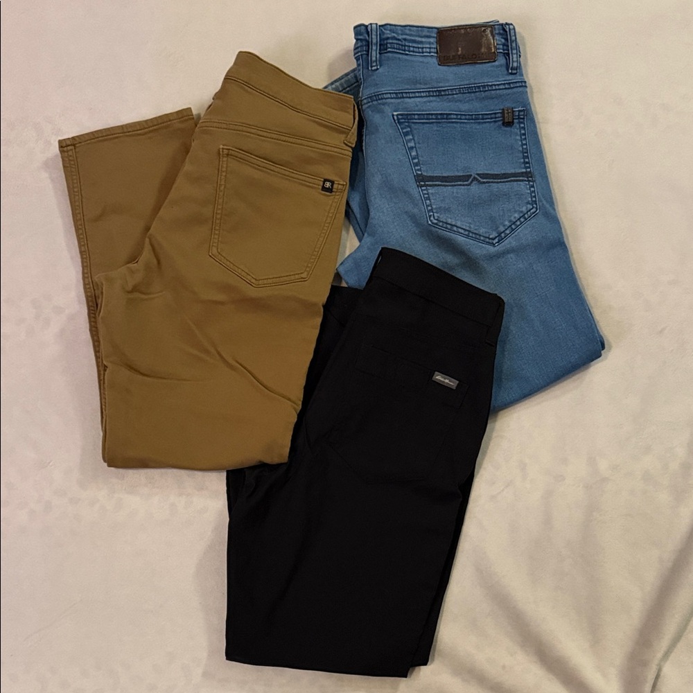 Lot 3 Men's Pants 32x30 - Banana Republic, Eddie Bauer, & Buffalo David Bitton